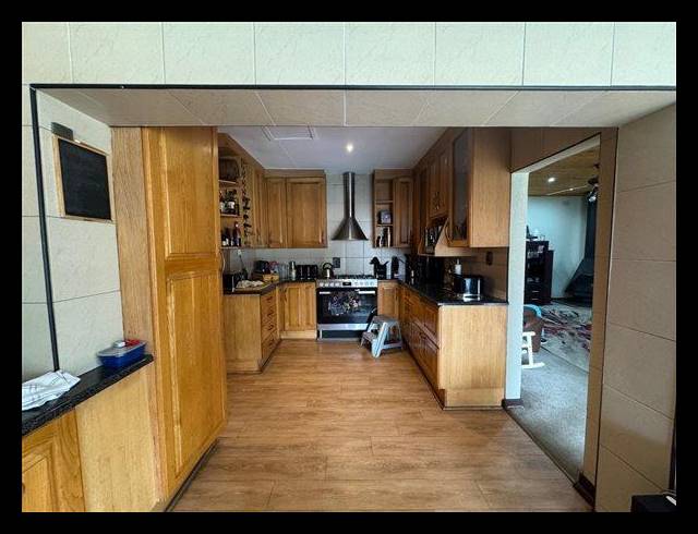3 BEDROOM HOUSE FOR SALE IN BIRCHLEIGH